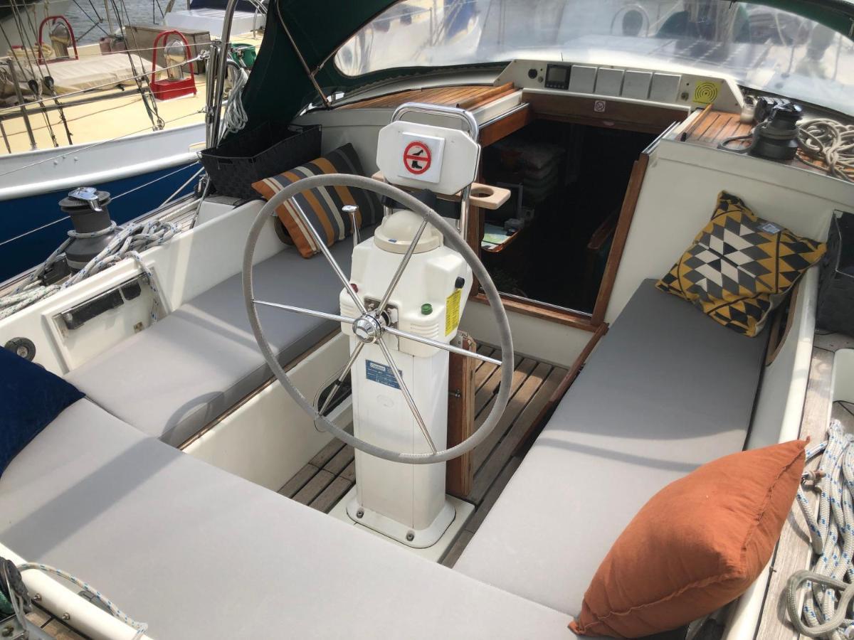 Stay Only Or Sailaway With Friends And Family Have More Fun Medemblik Exterior photo